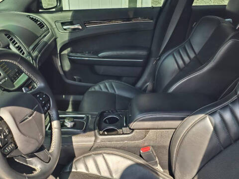 2023 Chrysler 300 C