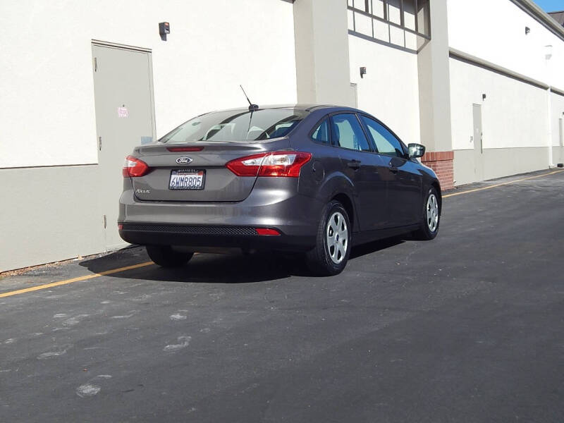 2012 Ford Focus S