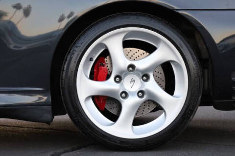 2004 Porsche 911 Carrera 4S