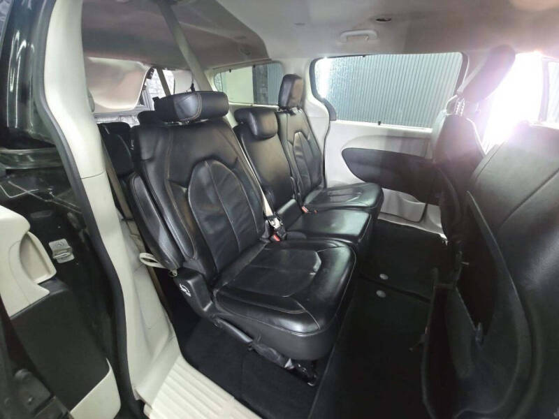 2018 Chrysler Pacifica Touring L
