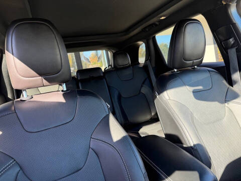 2021 Jeep Cherokee 80th Anniversary Edition