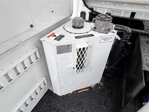 2018 Freightliner M2 106