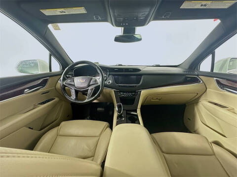 2019 Cadillac XT5 Premium Luxury