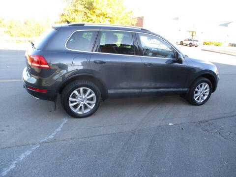 2014 Volkswagen Touareg TDI Sport