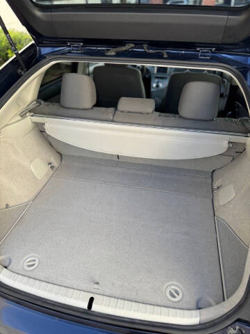 2015 Toyota Prius Two