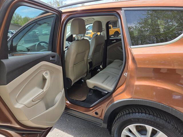 2017 Ford Escape SE