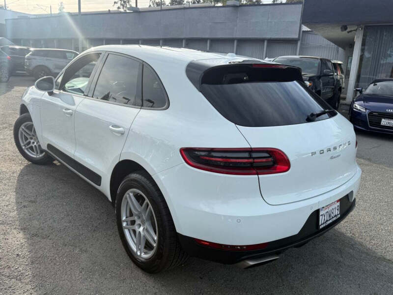 2017 Porsche Macan