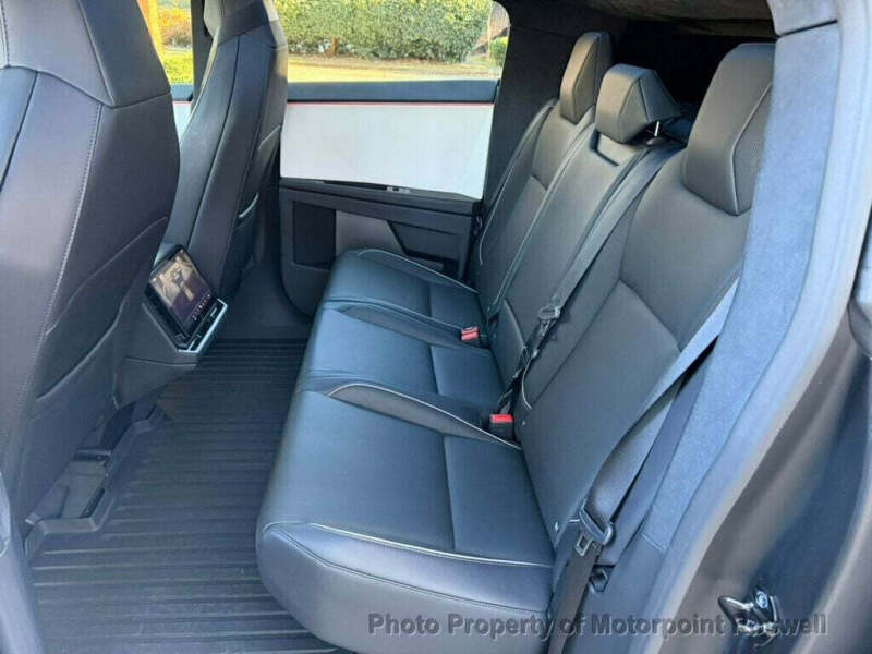 2024 Tesla Cybertruck