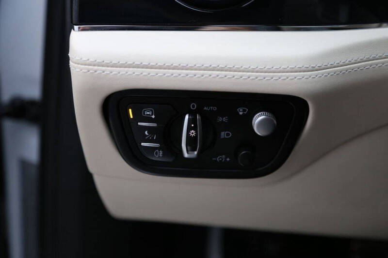 2021 Bentley Bentayga V8