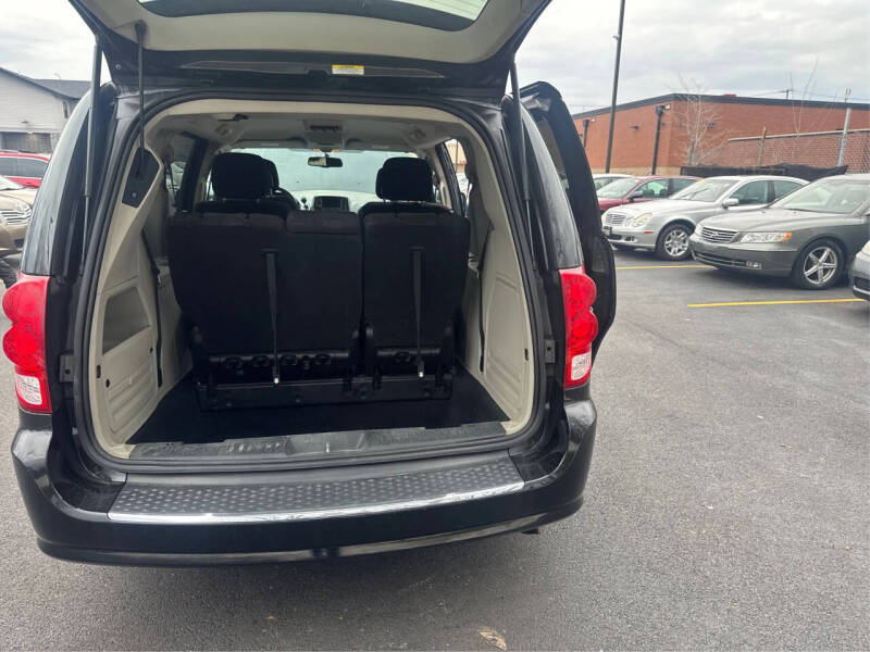 2012 Dodge Grand Caravan SXT
