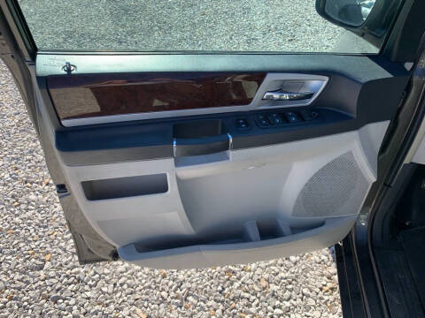 2010 Chrysler Town and Country Touring Plus