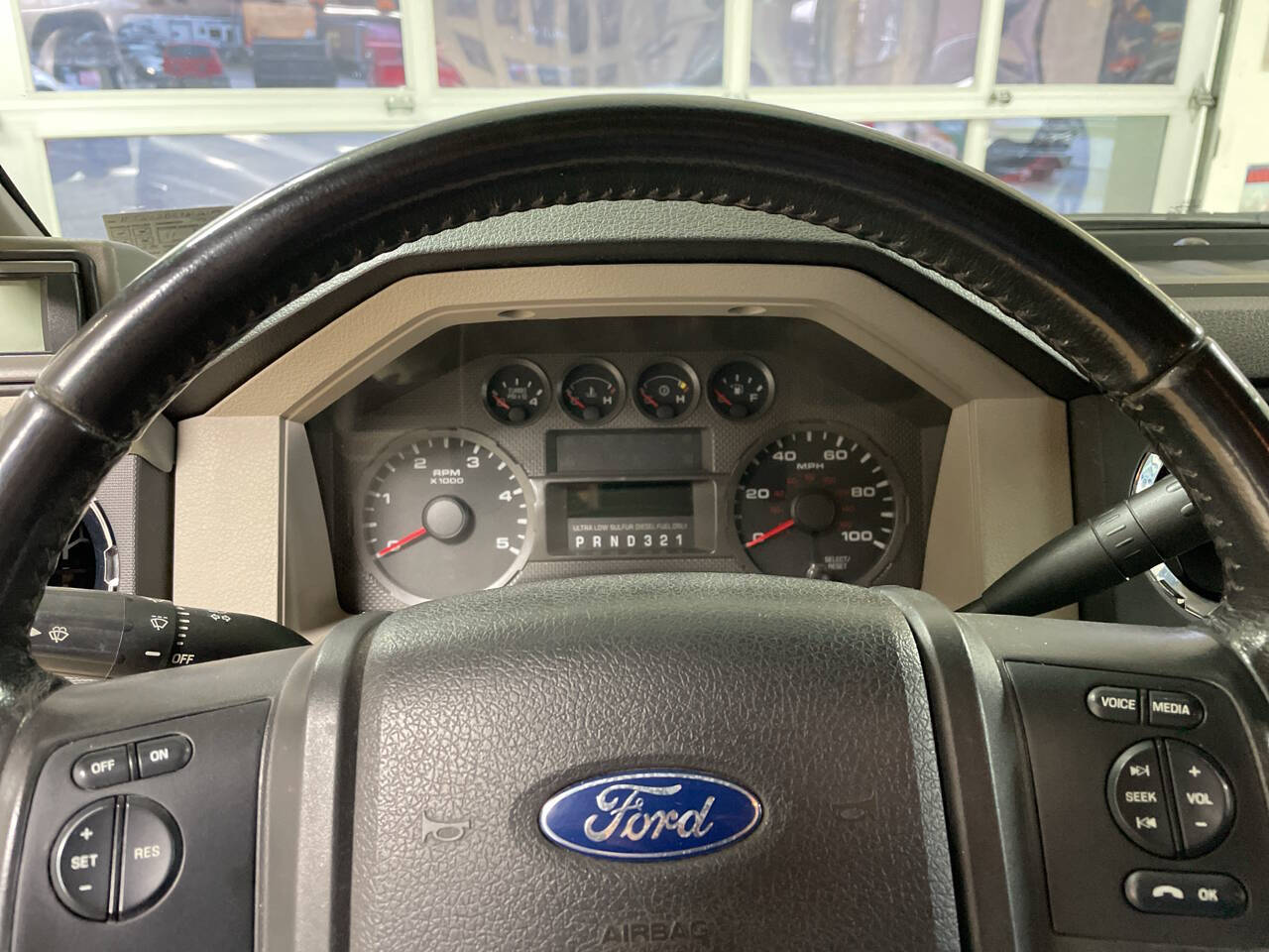 2010 Ford F-250 Super Duty 26