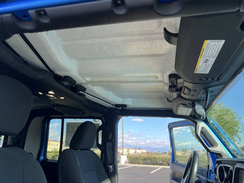 2021 Jeep Gladiator Sport S