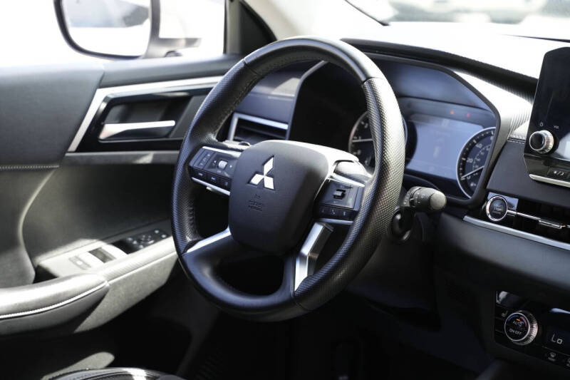2024 Mitsubishi Outlander
