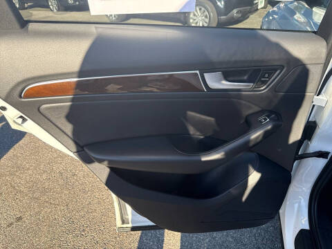 2015 Audi Q5 2.0T quattro Premium