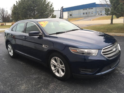 2016 Ford Taurus for sale at Ryan Motors in Frankfort IL