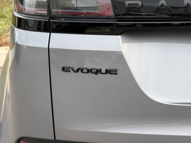 2026 Land Rover Range Rover Evoque P250 Dynamic SE