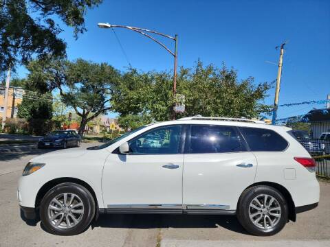 2013 Nissan Pathfinder for sale at ROCKET AUTO SALES in Chicago IL