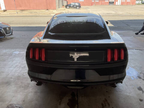 2015 Ford Mustang V6