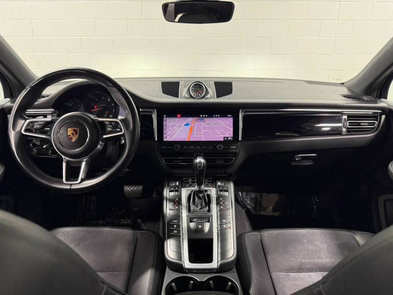 2020 Porsche Macan