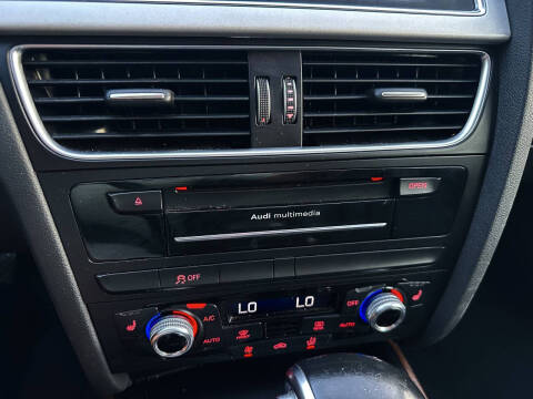 2015 Audi A4 2.0T quattro Premium Plus