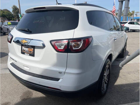 2017 Chevrolet Traverse LT