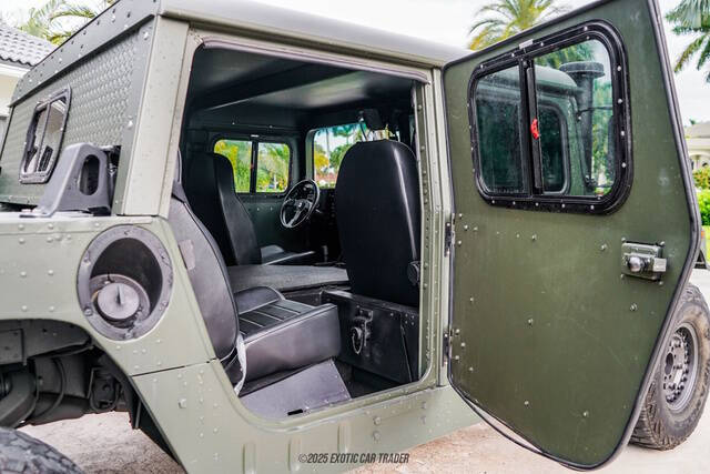 2001 AM General Hummer