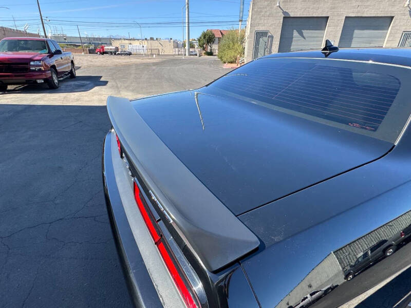 2016 Dodge Challenger SRT Hellcat