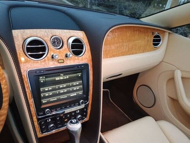 2012 Bentley Continental 9