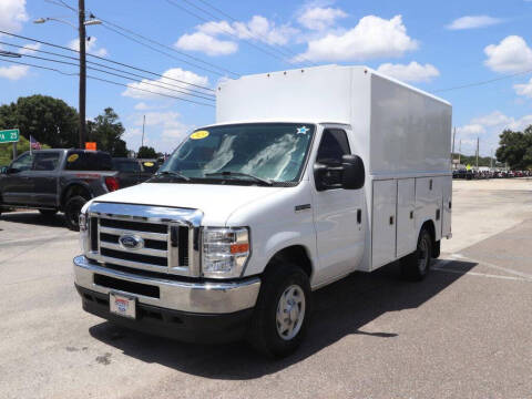 2023 Ford E-Series
