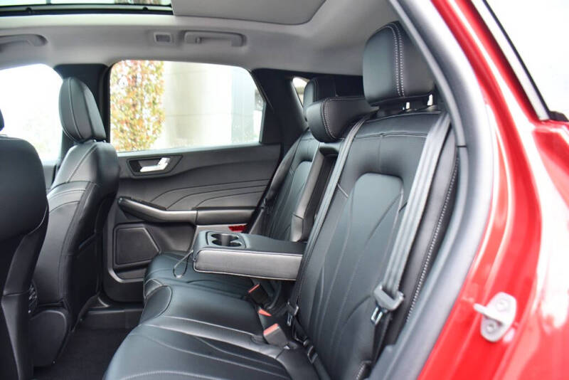 2025 Ford Escape Plug-In Hybrid PHEV