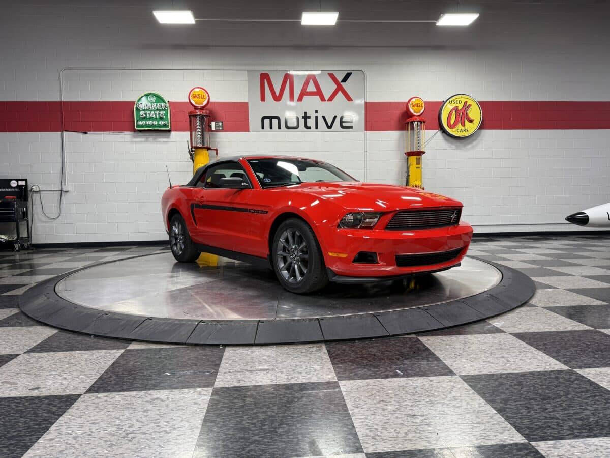 2011 Ford Mustang 3
