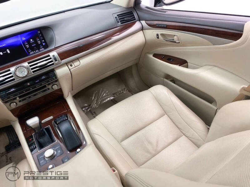 2016 Lexus LS 460