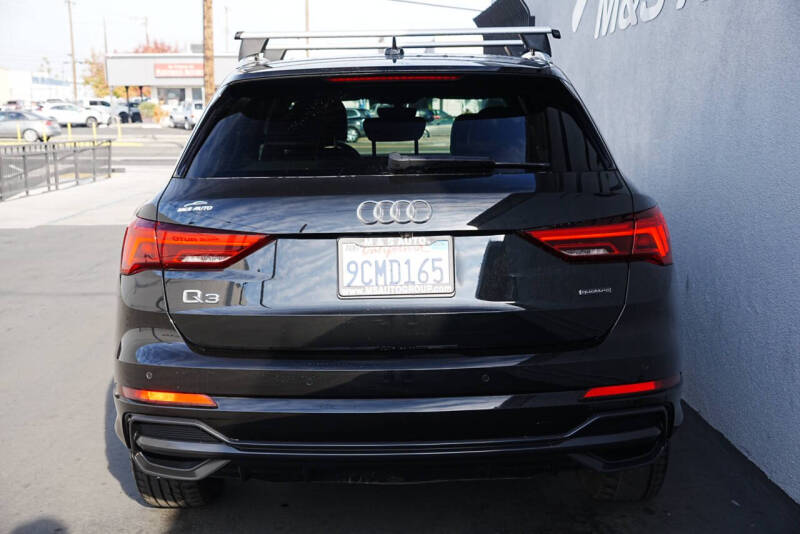 2022 Audi Q3 quattro S line Premium 45 TFSI