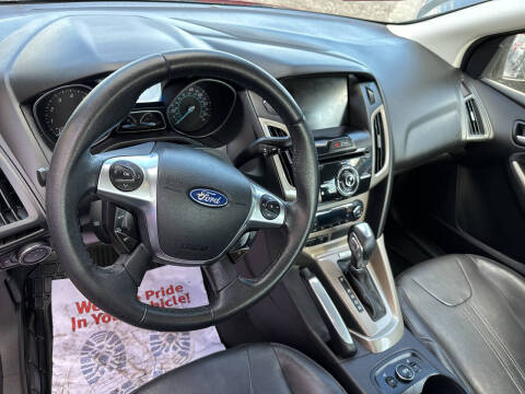 2012 Ford Focus SEL