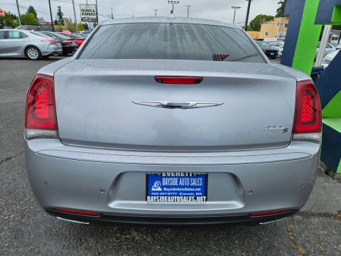 2018 Chrysler 300 S