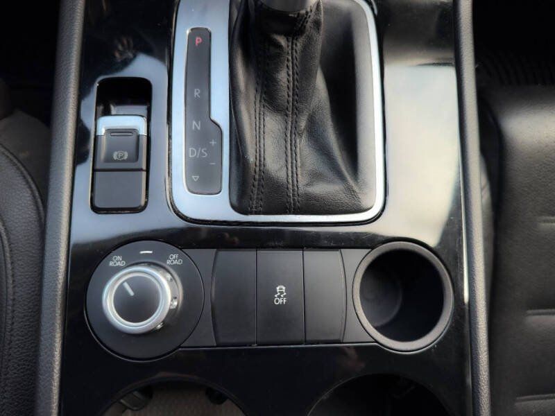 2013 Volkswagen Touareg TDI Sport