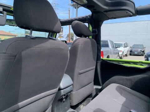 2017 Jeep Wrangler Sport