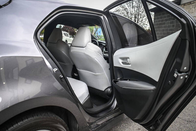 2021 Toyota Corolla Hatchback SE
