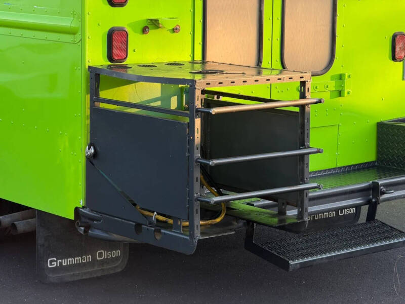 1992 GMC P30 Forward Control Chassis