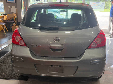 2012 Nissan Versa 1.8 S