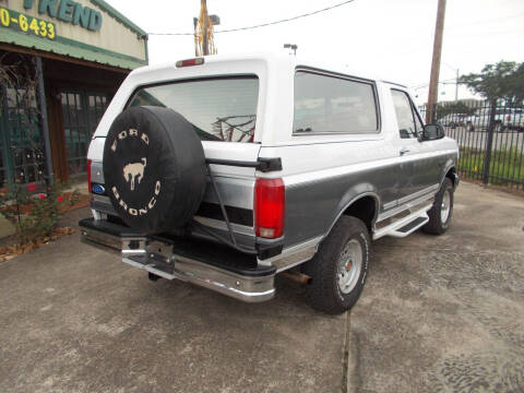 1993 Ford Bronco XLT