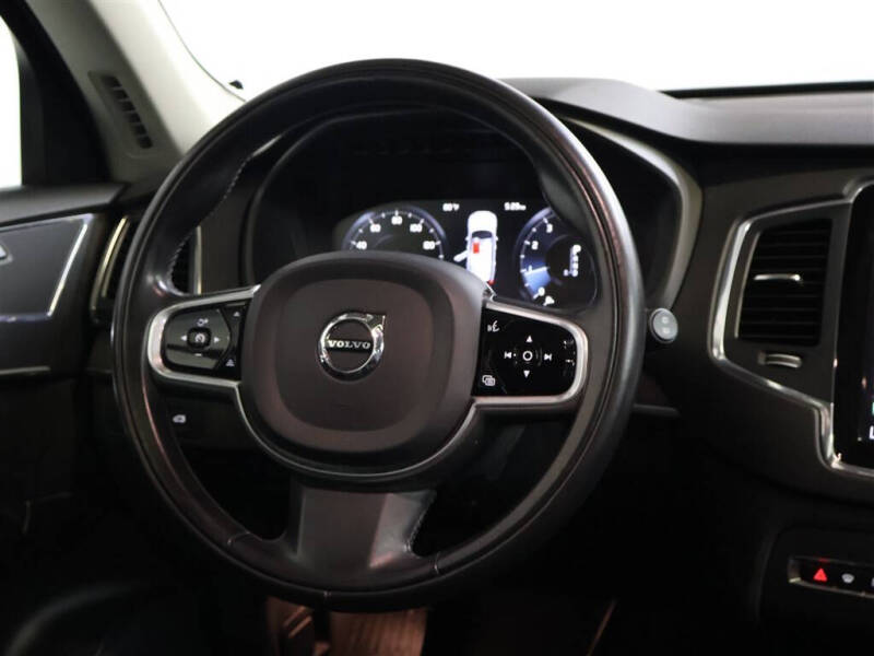 2020 Volvo XC90 T5 Momentum