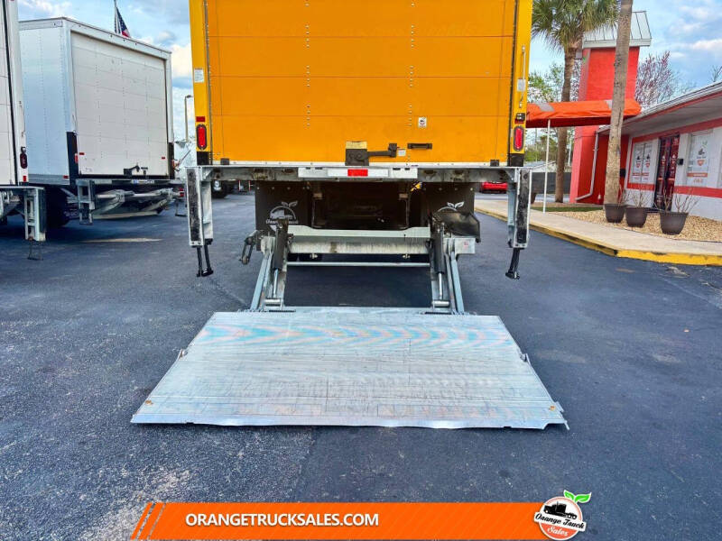 2019 International DuraStar 4300
