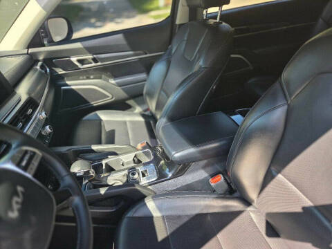 2022 Kia Telluride LX