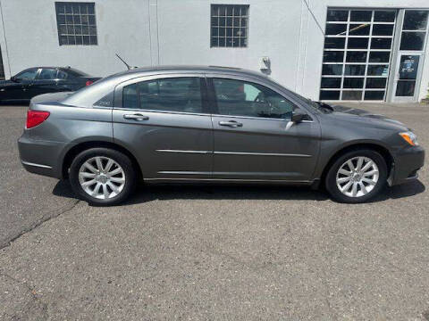 2013 Chrysler 200 Touring
