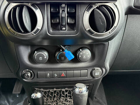 2016 Jeep Wrangler Unlimited Sport