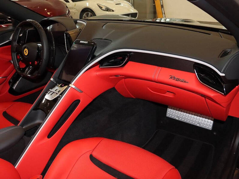2024 Ferrari Roma Spider