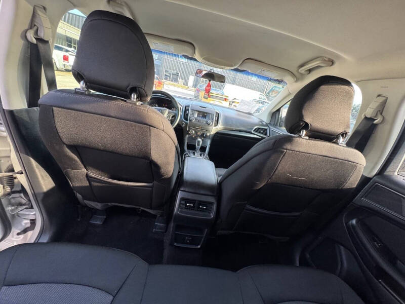 2017 Ford Edge SE