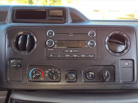 2012 Ford E-Series E-350 SD